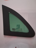 Renault Clio-3 2015- Sağ Arka Kelebek Camı (Stok Kodu: Re-48)