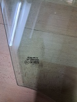 Seat	Ibiza	2001-2006	Sağ Ön Kapı Camı	(Stok Kodu:	Se-11)