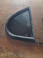 Seat Leon 2000-2005 Sol Arka Kelebek Camı (Stok Kodu: Se-25)