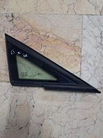 Seat Leon 2005-2012	Sağ Ön Kelebek Camı 