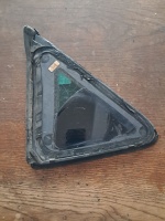 Seat Leon 2013-2020 Sağ Arka Kelebek Camı (Stok Kodu: Se-29)