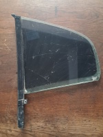 Skoda Octavia 1998-2005 Sağ Arka Kelebek Camı (Stok Kodu: Sk-18)