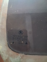 Skoda Octavia 1998-2005 Sağ Arka Kelebek Camı (Stok Kodu: Sk-18)