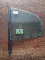 Skoda Octavia 1998-2005 Sağ Arka Kelebek Camı (Stok Kodu: Sk-20)