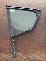 Skoda Octavia 2012-2019 Sağ Arka Kelebek Camı (Stok Kodu: Sk-32)