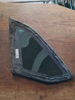 Skoda Rapid 2012-2019 Sağ Arka Kelebek Camı (Stok Kodu: Sk-70)