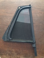 Skoda Rapid 2012-2019 Sol Arka Kelebek Camı (Stok Kodu: Sk-65)