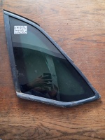 Skoda Rapid 2012-2019 Sol Arka Kelebek Camı (Stok Kodu: Sk-75)