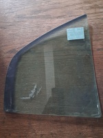  Skoda Superb 2002-2007 Sol Arka Kelebek Camı (Stok Kodu: Sk-73)