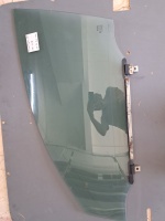 Toyota Avensis Sol Ön Kapı Camı 1997-2003 (Stok Kodu: To-29)