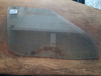 Toyota Corolla 1988-1992 Sağ Ön Kapı Camı (Stok Kodu: To-57)