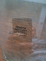 Toyota Corolla 2002-2007 Sağ Ön Kapı Camı (Stok Kodu: To-51)