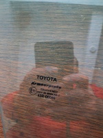 Toyota 	Hilux	2005-2015	Sağ Ön Kapı Camı	(Stok Kodu:	To-63)