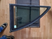 Volkswagen	Beetle Sol Arka Kelebek Camı 