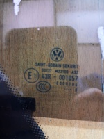 Volkswagen	Golf - 6	Sağ Arka Kelebek Camı (2006-2012)