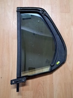 Volkswagen	Golf - 6	Sağ Arka Kelebek Camı (2006-2012)