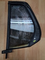 Volkswagen	Golf - 6	Sağ Arka Kelebek Camı (2006-2012)