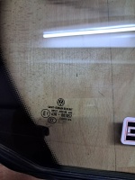 Volkswagen	Golf - 6	Sağ Arka Kelebek Camı (2006-2012)