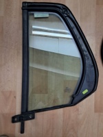 Volkswagen	Golf - 6	Sağ Arka Kelebek Camı (2006-2012)