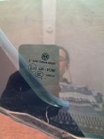 Volkswagen Passat B-8 Sağ Arka Kelebek Camı (Stok Kodu: VW-83)