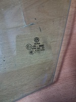 Volkswagen Passat B7 2010-2015 Sol Ön Kapı Camı (Stok Kodu: VW-24)