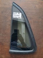 Volkswagen 	Polo	2009-2017	Sol Arka Kelebek Camı 	(Stok Kodu:	VW-68)