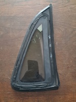 Volkswagen 	Polo	2009-2017	Sol Arka Kelebek Camı 	(Stok Kodu:	VW-73)
