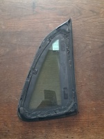 Volkswagen 	Polo	2017-	Sol Arka Kelebek Camı 	(Stok Kodu:	VW-74)