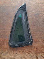 Volkswagen Polo Sol Arka Kelebek Camı (Stok Kodu: VW-91)