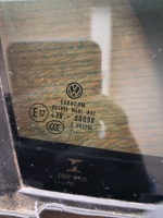 Volkswagen 	Tiguan	2016-	Sağ Ön Kelebek Camı	(Stok Kodu:	VW-65)