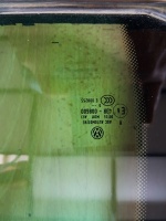 Volkswagen	Tiguan Sağ Arka Kelebek Camı (2015-21)