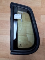 Volkswagen	Tiguan Sol Arka Kelebek Camı (2009-2014)