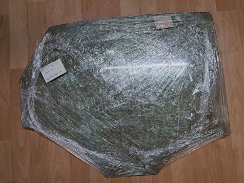 Audi	A 1	Sağ Arka Kapı Camı	2010-2015	(Stok Kodu:	A-254)