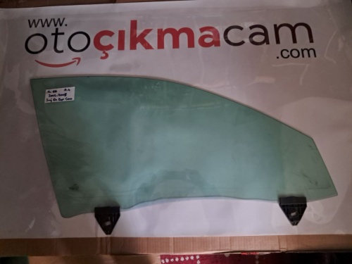Audi	A-4	Sağ Ön Kapı Camı	 2002-2005	(Stok Kodu:	Au-66)