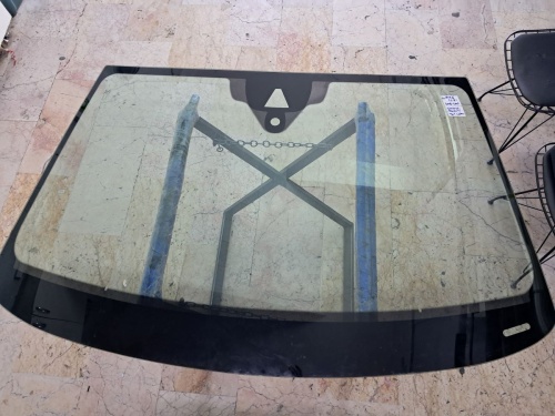 Audi A-6  C-6 2018-2025 Ön Cam (Stok Kodu: Au-69)