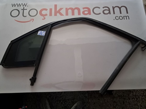 C-3 Aircross	Sağ Arka Kelebek Camı	2017-	(Stok Kodu:	Ci-126)