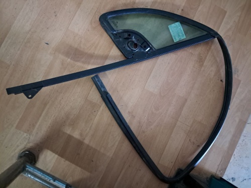 Citroen	C-3	Sağ Ön Kelebek	2003-2010	(Stok Kodu:	Ci-28)