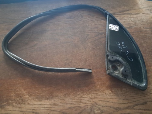 Citroen 	C-3 	Sağ Ön Kelebek Camı 		(Stok Kodu:	Ci-105)