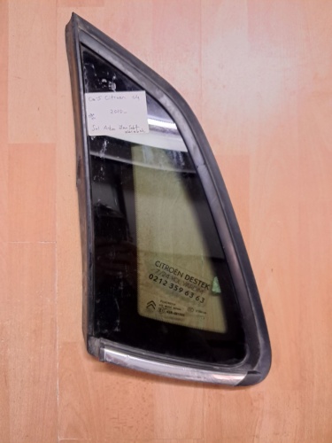 Citroen C-4 Sol Arka Yan Sabit Kelebek Cam 2010 (Stok Kodu:Ci-5)