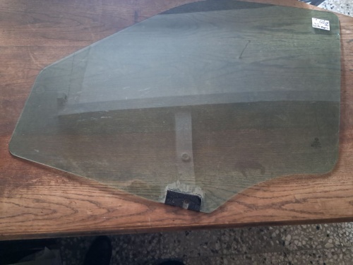 Fiat	Doblo	2010-	Sol Ön Kapı Camı	(Stok Kodu:	Fi-5)