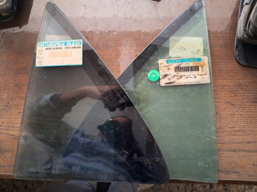 Fiat Marea 1998 Sağ/Sol Arka Kelebek Camı