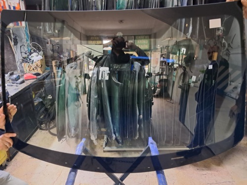 Ford	Focus IV	Sensörlü ön cam	2019-	(Stok Kodu:	Fo-38)