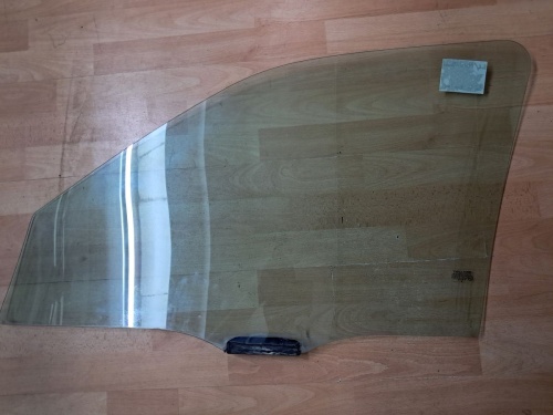 Ford Mondeo Sağ Ön Kapı Camı 1993-2000 (Stok Kodu: Fo-6)