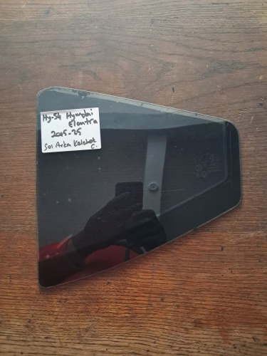 Hyundai 	Elantra	2015-2025	Sol Arka Kelebek Camı	(Stok Kodu:	Hy-54)