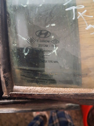 Hyundai 	 Era		Sağ Arka Kelebek Camı	(Stok Kodu:	Hy-89)