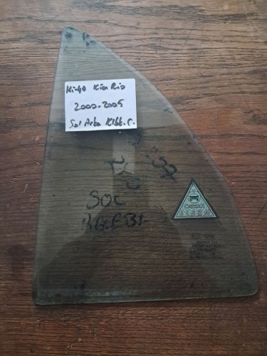 Kia 	Rio	Sol Arka Kelebek Camı	2000-2005	(Stok Kodu:	Ki-40)