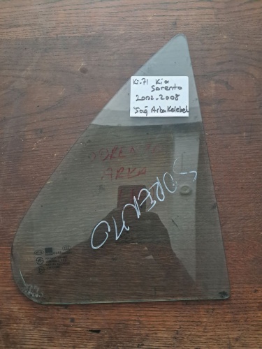 Kia 	Sorento	Sağ Arka Kelebek Camı	2002-2008	(Stok Kodu:	Ki-71)