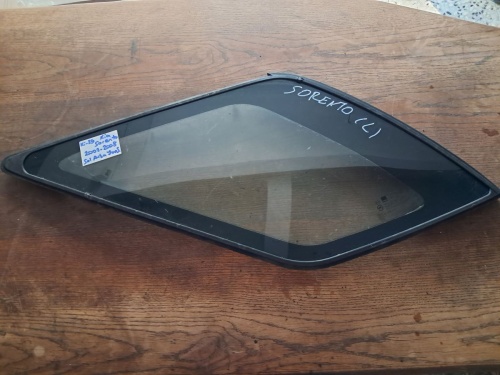 Kia 	Sorento	Sol Arka Kelebek Camı	2002-2008	(Stok Kodu:	Ki-29)