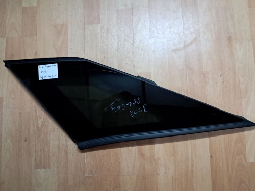 Peugeot 3008 SolArka YanSabit Kelebek Camı 2016(Stok Kodu: Pe-4)