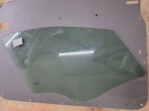 Peugeot 407 Sağ Ön Kapı Camı (Stok Kodu: Pe-71)